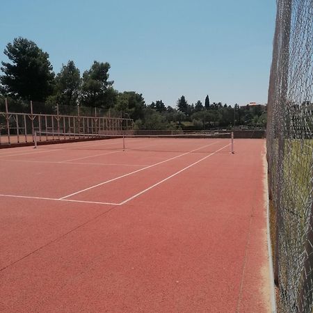 Appartement Zen A Frejus Avec Jardin, Piscine, Tennis, Proche Mer Exteriör bild