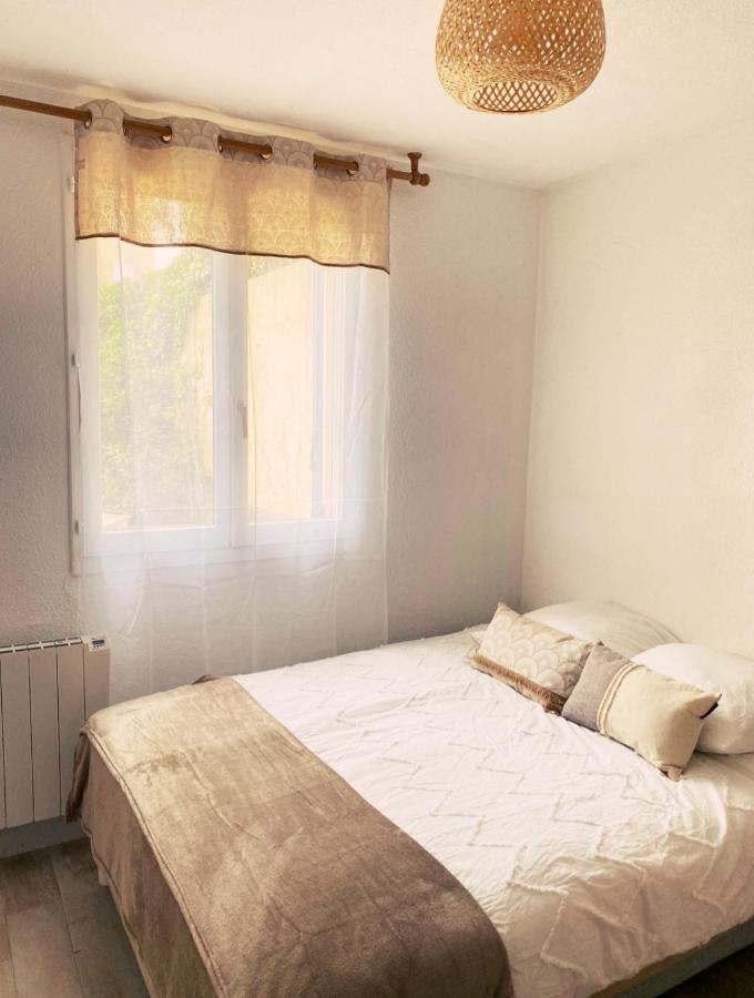 Appartement Zen A Frejus Avec Jardin, Piscine, Tennis, Proche Mer Exteriör bild