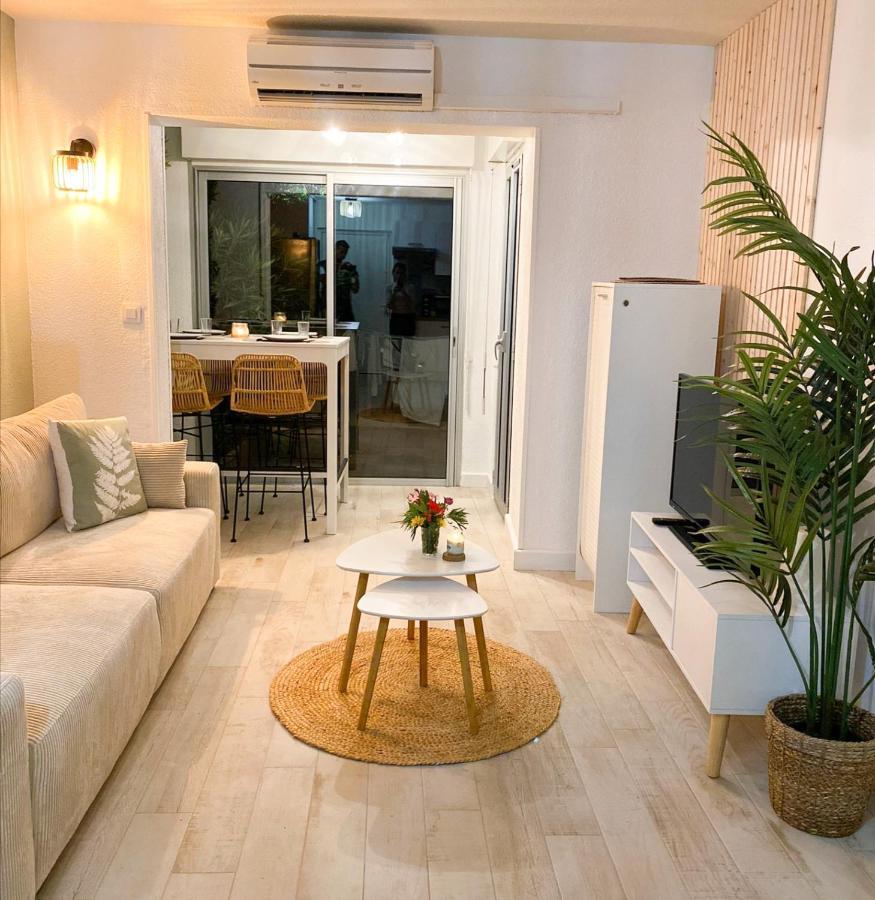 Appartement Zen A Frejus Avec Jardin, Piscine, Tennis, Proche Mer Exteriör bild