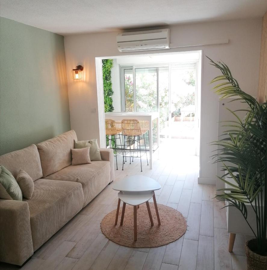 Appartement Zen A Frejus Avec Jardin, Piscine, Tennis, Proche Mer Exteriör bild
